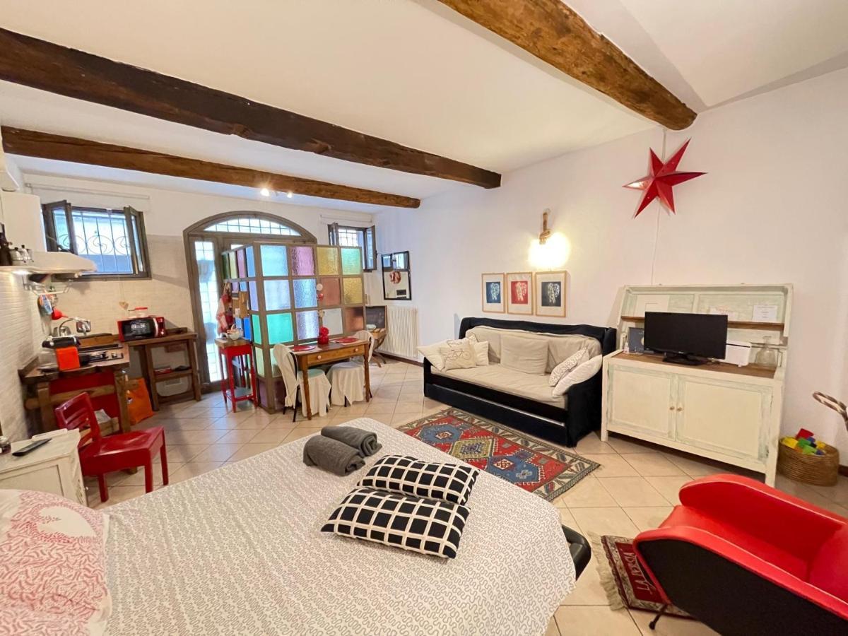 Apartamento La Casa Degli Zii Ferrara Exterior foto