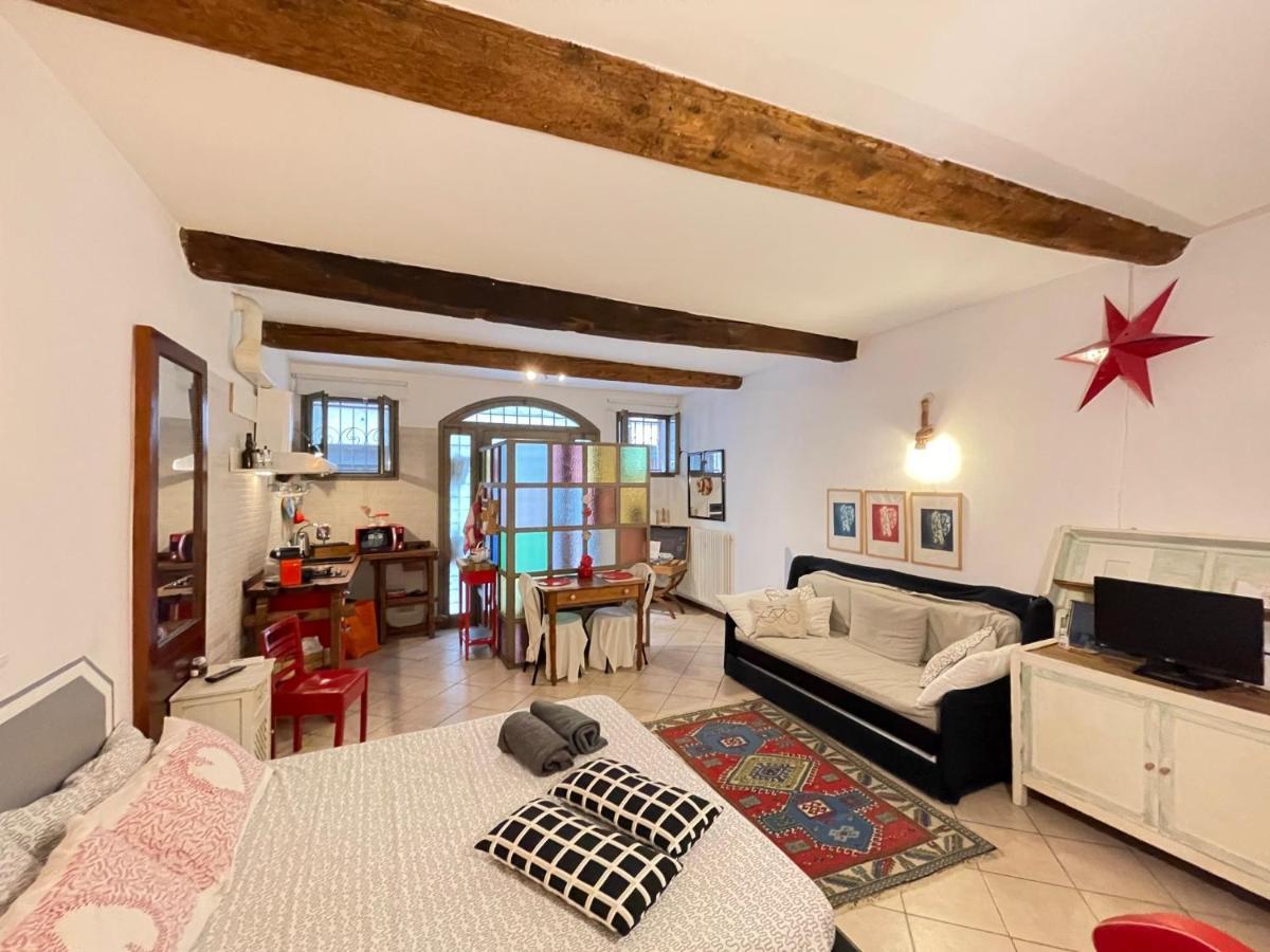 Apartamento La Casa Degli Zii Ferrara Exterior foto