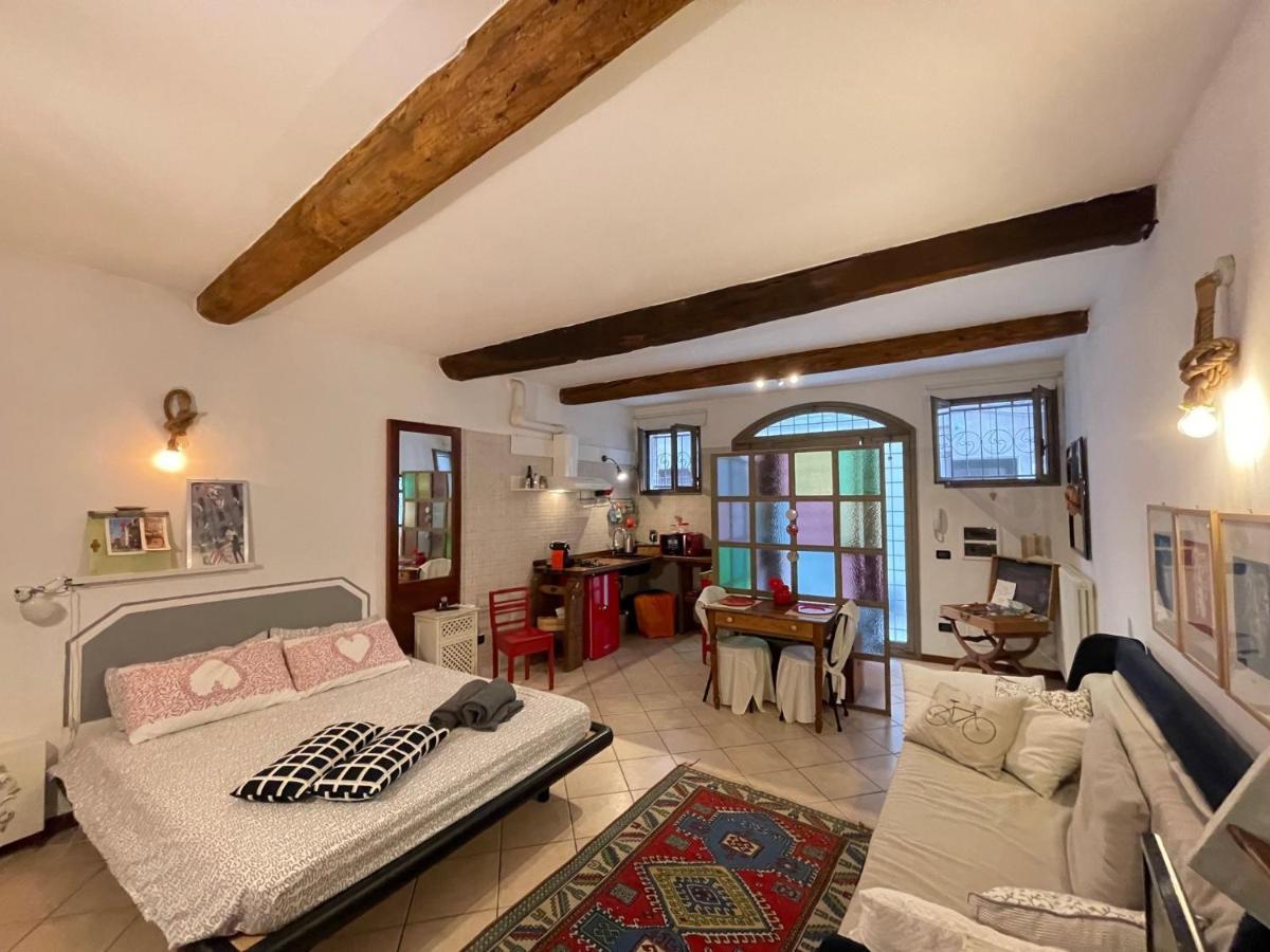 Apartamento La Casa Degli Zii Ferrara Exterior foto