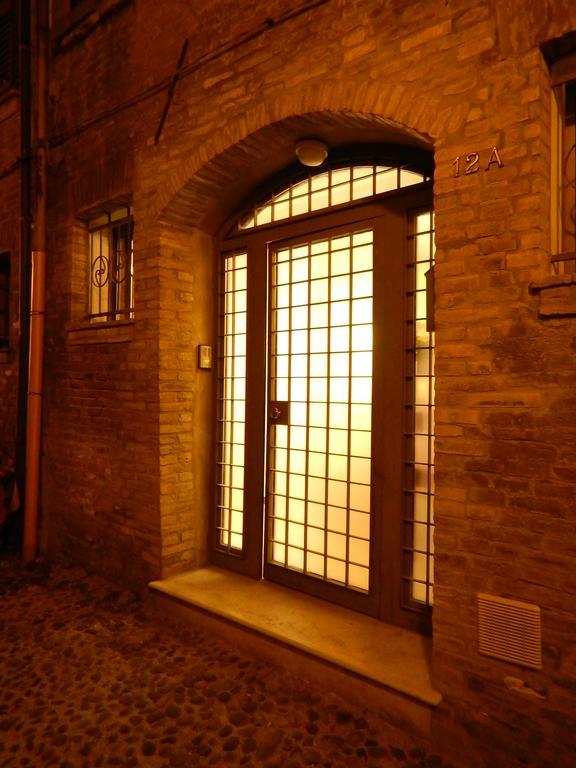 Apartamento La Casa Degli Zii Ferrara Exterior foto