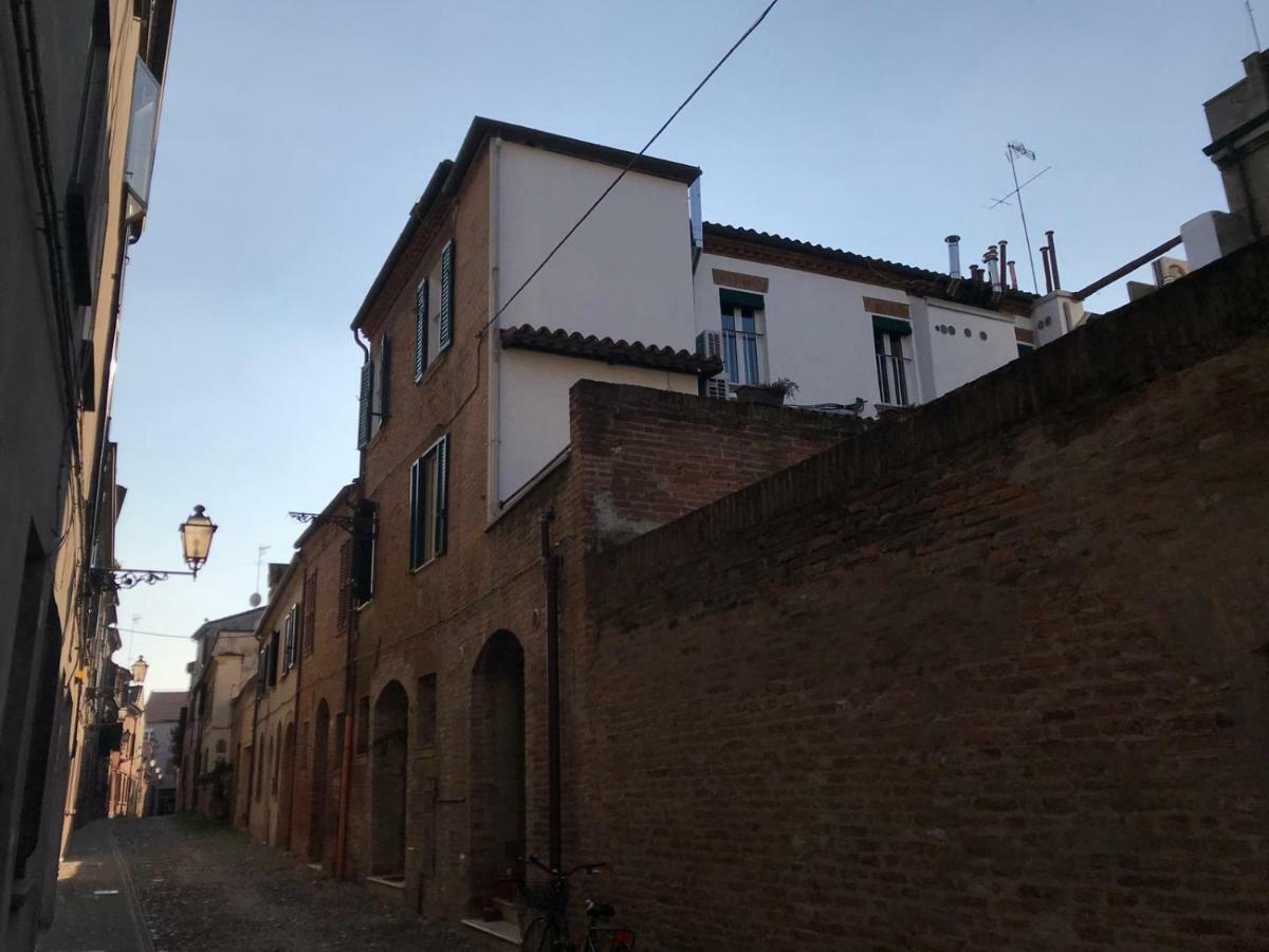 Apartamento La Casa Degli Zii Ferrara Exterior foto